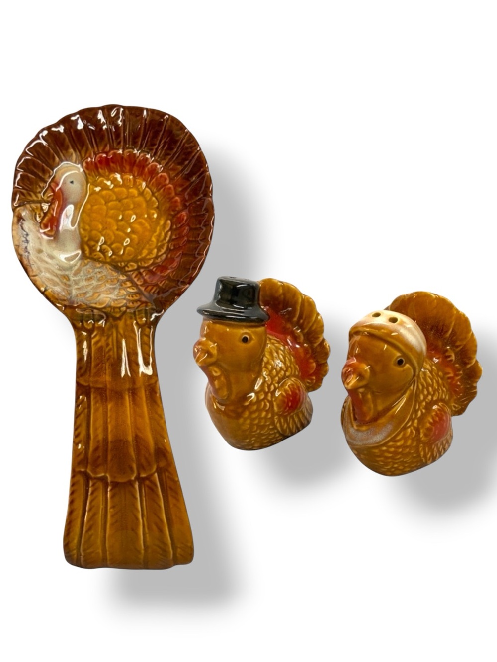 Thanksgiving Kitchen Ceramic Set Spoon Rest Salt Pepper Shakers 3 PC
